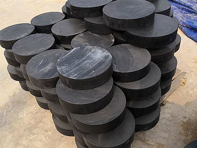 藁城区板式橡胶支座由若干层橡胶片与薄钢板经加压硫化